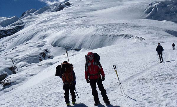 Amphu Lapcha Pass with Mera Peak Climbing
